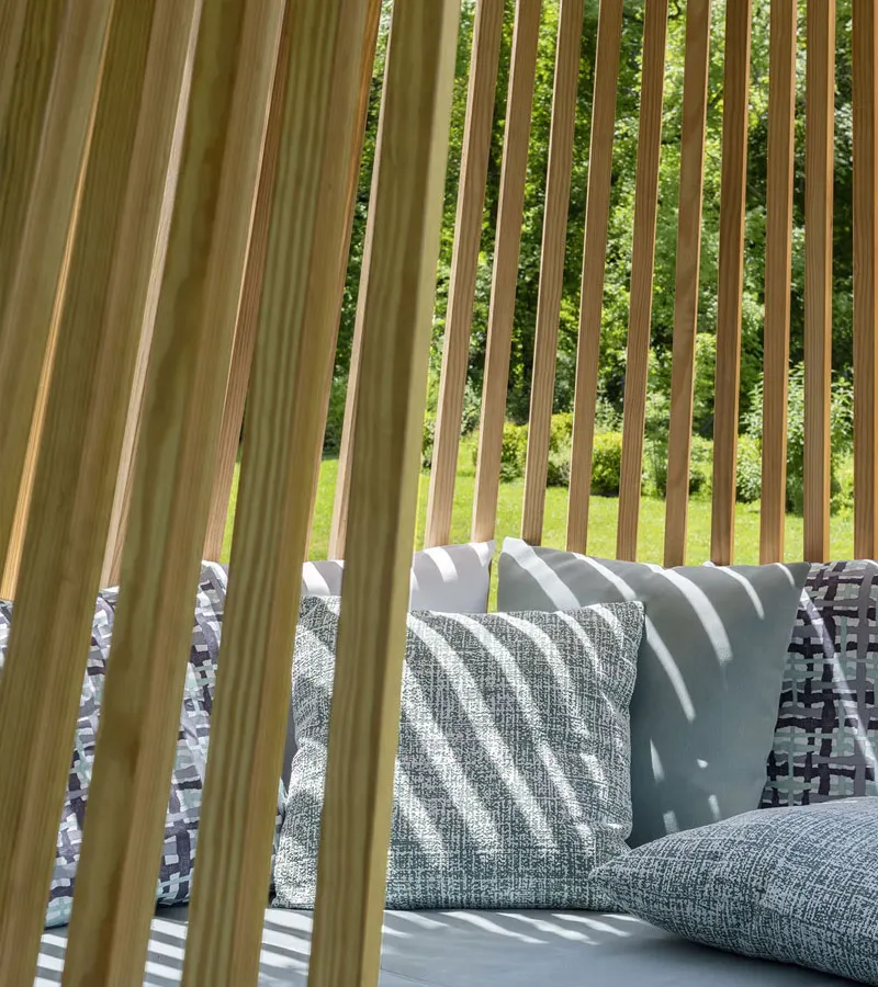 Round Accoya® wood garden bed HUT by Ethimo